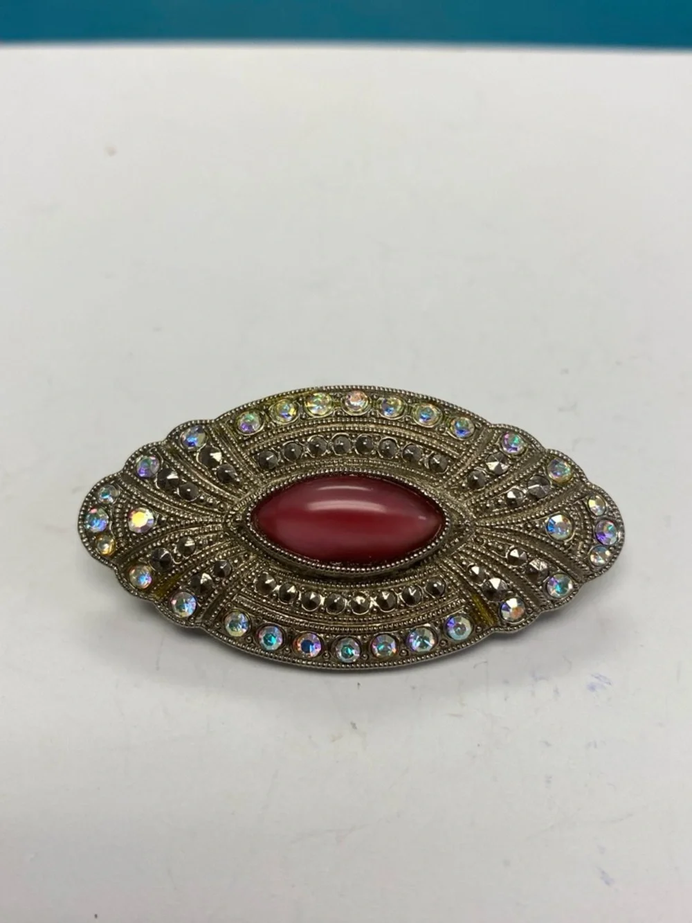 Vintage-Inspired Women's Brooch with Pink Cabochon and Aurora Rhinestones